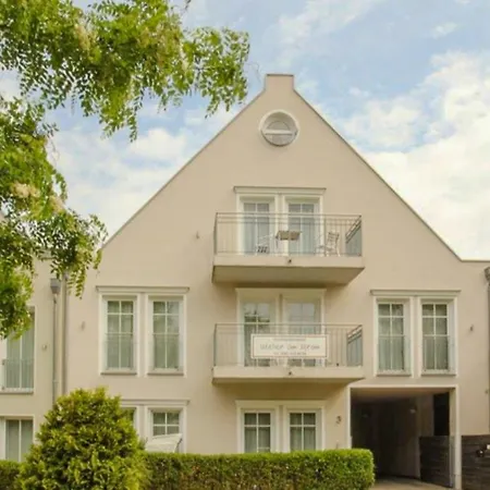 8 Leuchtfeuer Rostock