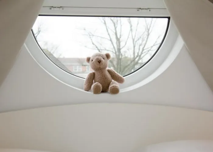 8 Leuchtfeuer * Rostock